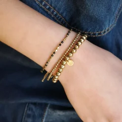 Armbånd Med Sorte Stener, G