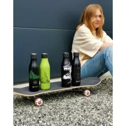 Bottle Up Design Svart What Ever Limited edition Termoflaske 0,5 l