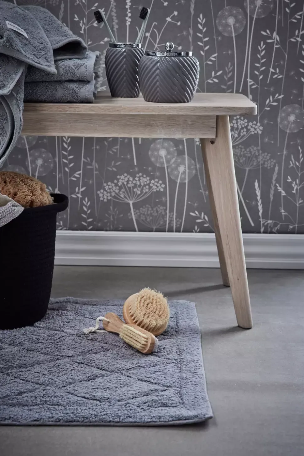 Ellie Benk 45x30 cm. White Wash Eiketre