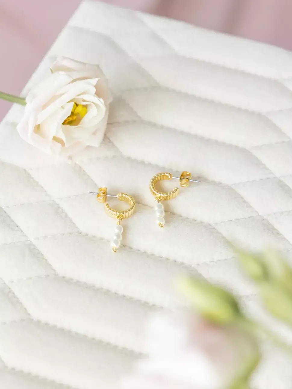 Estelle Pearl Earrings