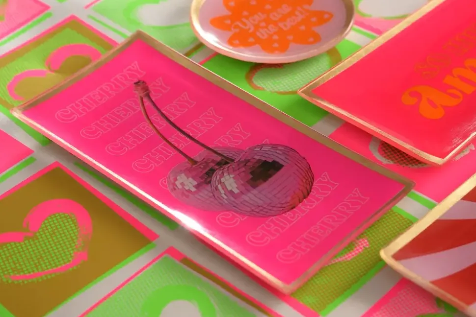Love Plates - Cherry