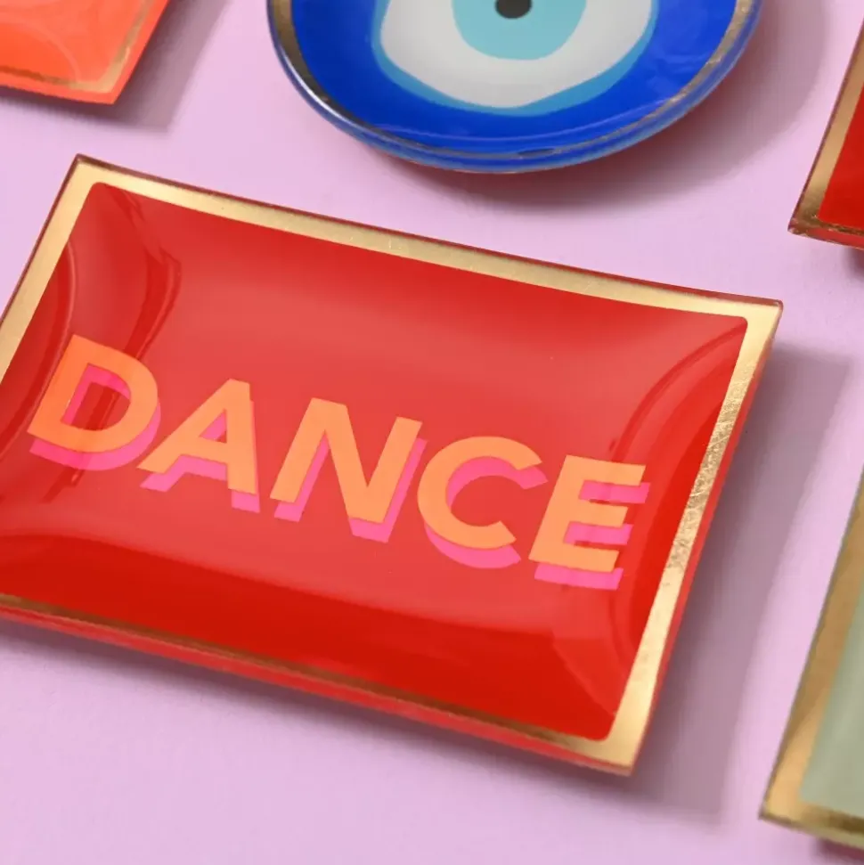 Love Plates - Dance