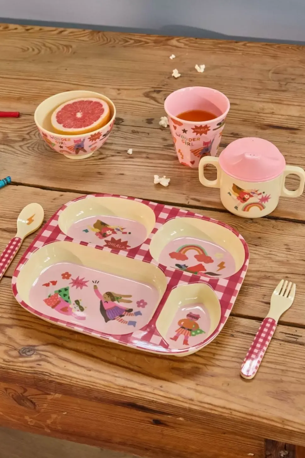 Melaminasjett Romdelt Hero Print Rosa