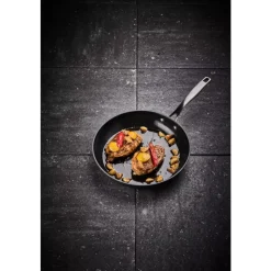 Modern House - Black line - Stekepanne 28 cm - 2,5 l