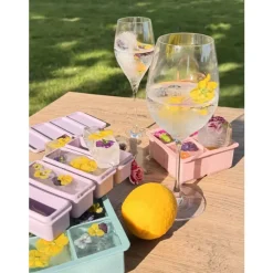 Modern House - Ice - Isbitform - 4 rom