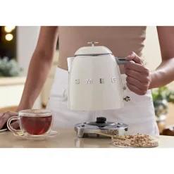 SMEG - KLF05 - Vannkoker - 0,8 l Beige