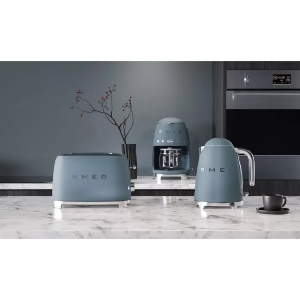 SMEG - KLF03 - Vannkoker - 1,7 l Blå