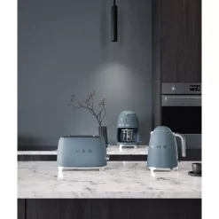 SMEG - KLF03 - Vannkoker - 1,7 l Blå