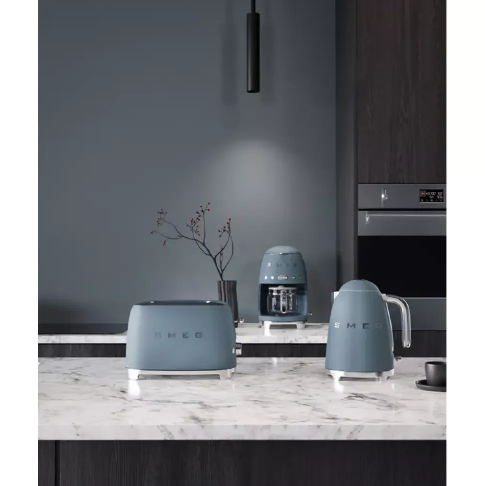 SMEG - KLF03 - Vannkoker - 1,7 l Blå
