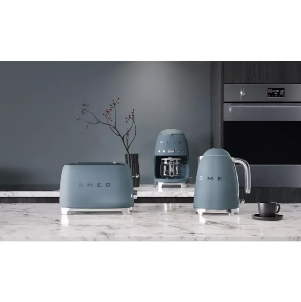 SMEG - KLF03 - Vannkoker - 1,7 l Blå