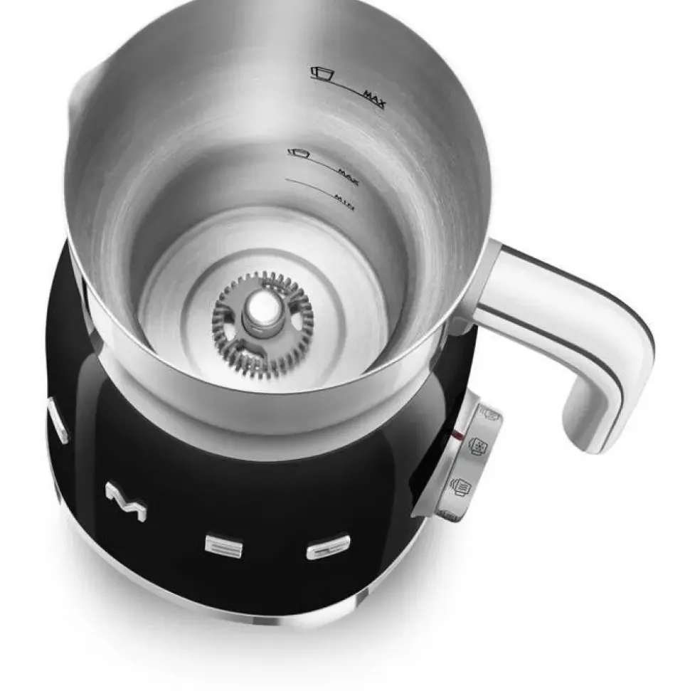 SMEG - MFF11 - Melkeskummer - 600 ml Svart