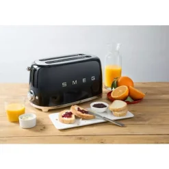SMEG - TSF02 - Brødrister Svart