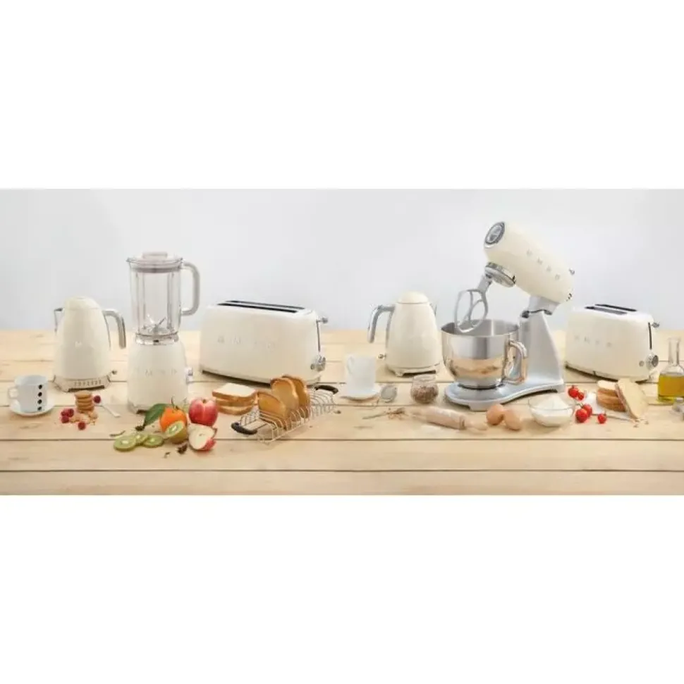 Smeg Vannkoker 1,7 l Krem