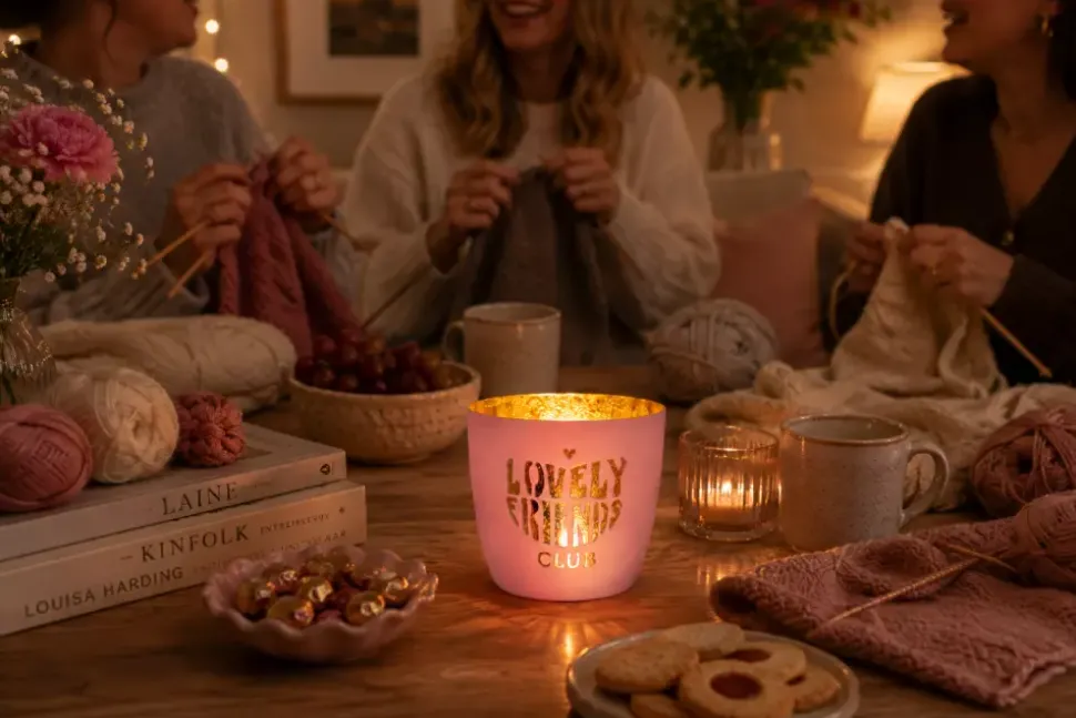 Telysholder Lovely Friends Club