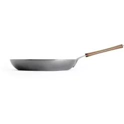 Woll - Carbon steel - Stekepanne 28 cm