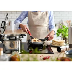 Woll - Concept - Gryte 18 cm m/lokk - 2,5 l